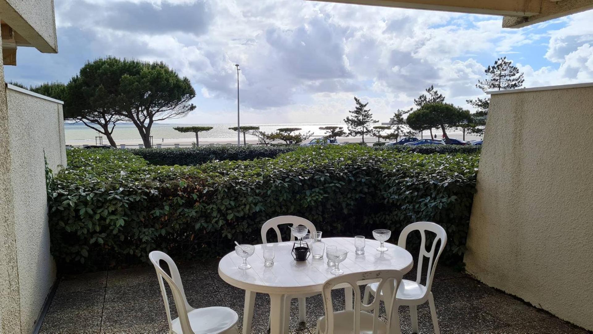 Saint Georges de Didonne - VUE MER pour ce STUDIO COSY en rez-de-chaussée Extérieur photo